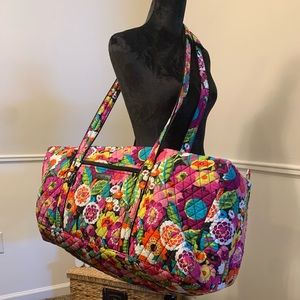 Vera Bradley Va Va Bloom large duffle 26 in. Long X 12 wide X 11 1/2 height